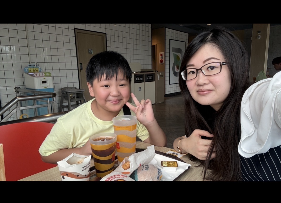 找哥哥玩.市集小幫手.炒肉片